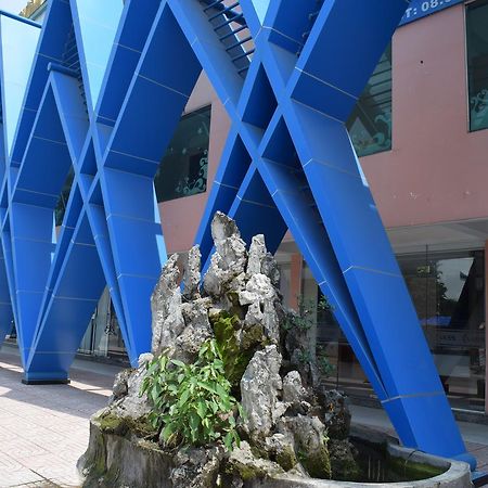 Mekong Hotel & Restaurant Хошимин Экстерьер фото