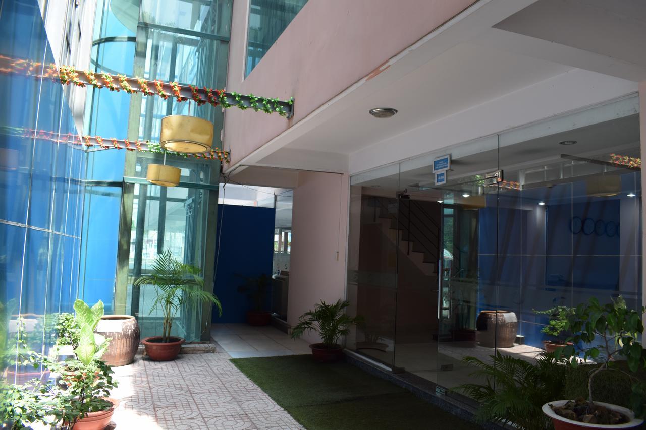 Mekong Hotel & Restaurant Хошимин Экстерьер фото
